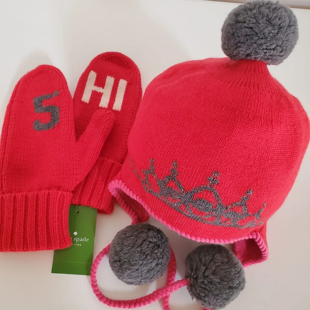 nwt Set of matching kate spade Wool Pom Pom Hat & Hi 5 Mittens